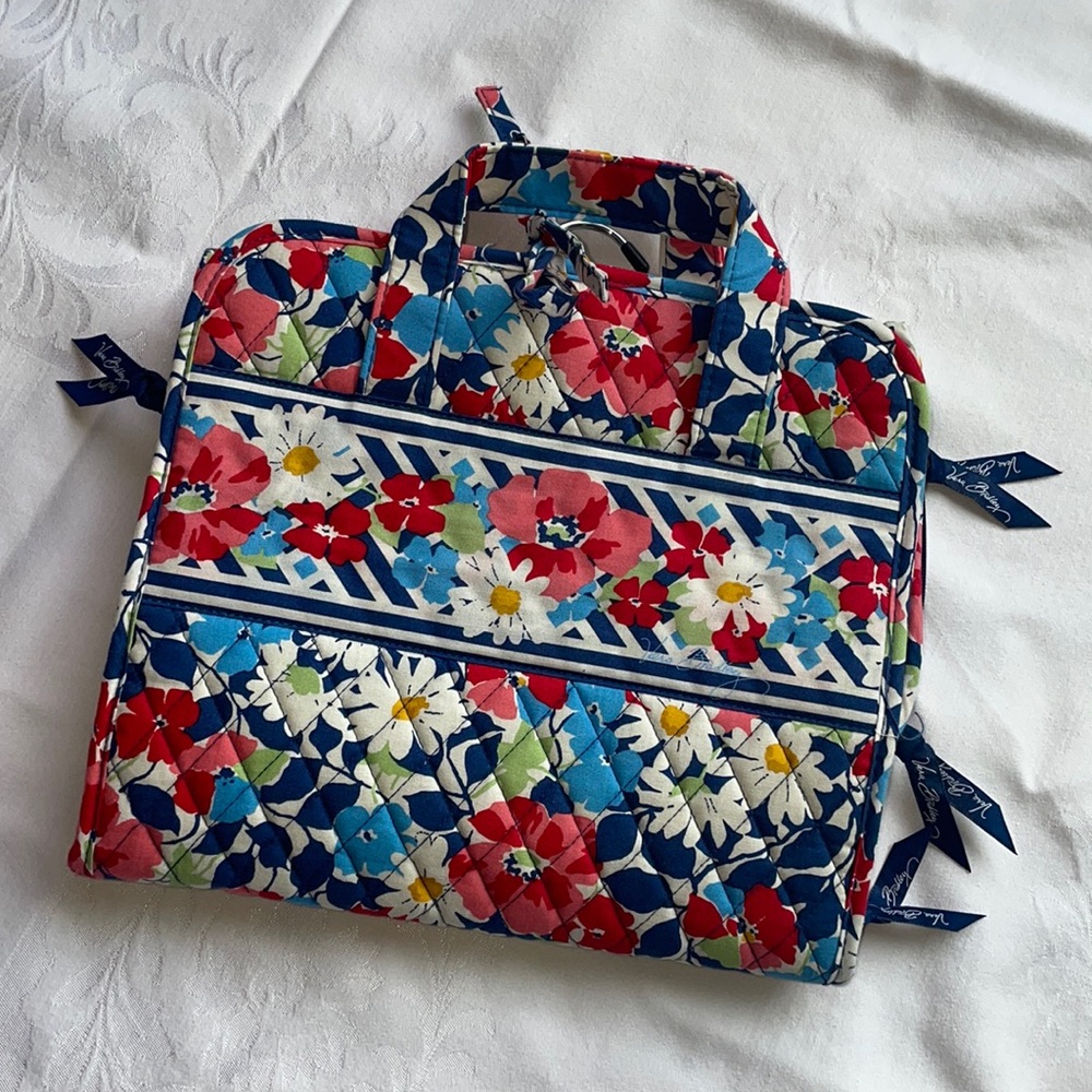 Very Bradley Hanging Cosmetic Organizer